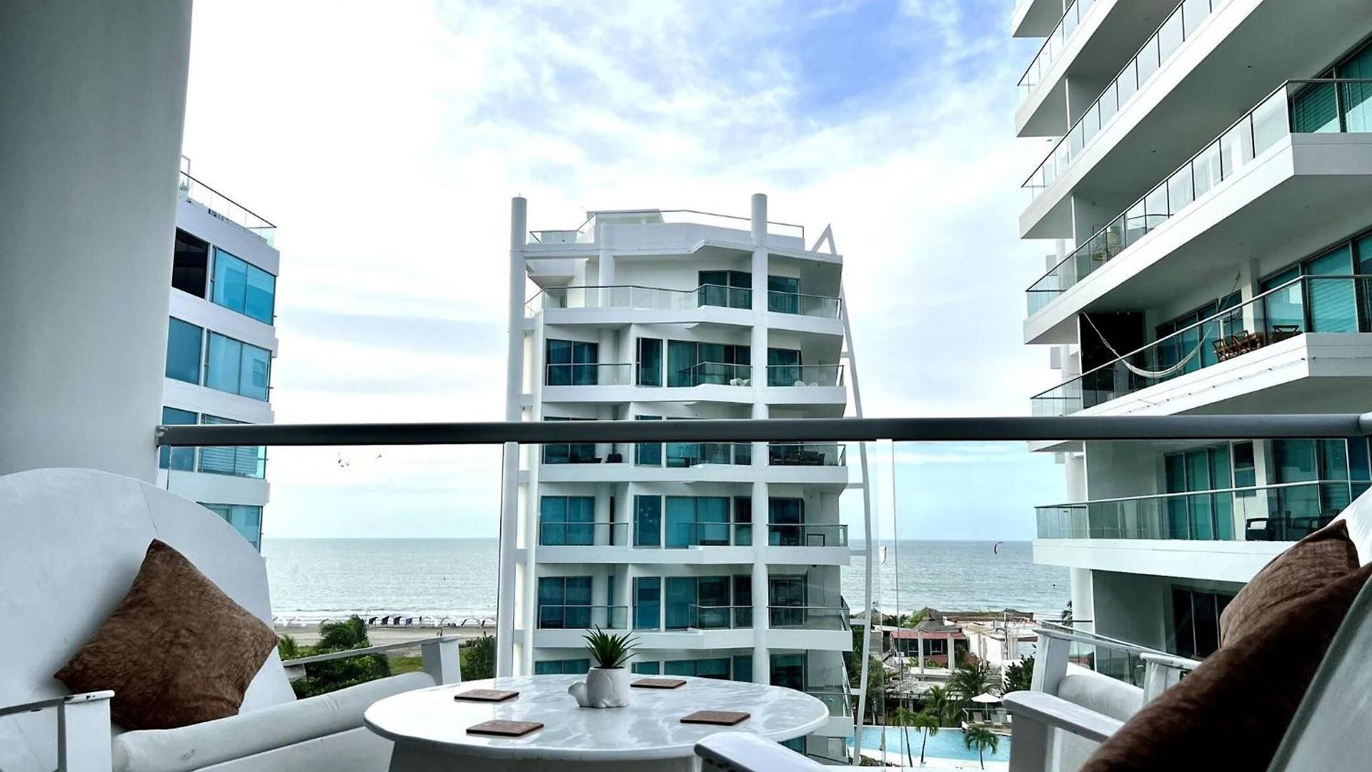 Luxury Pool Near * Cartagena