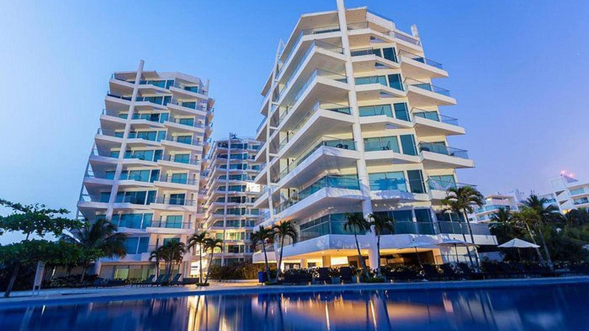 Apartamento Luxury Pool Near *