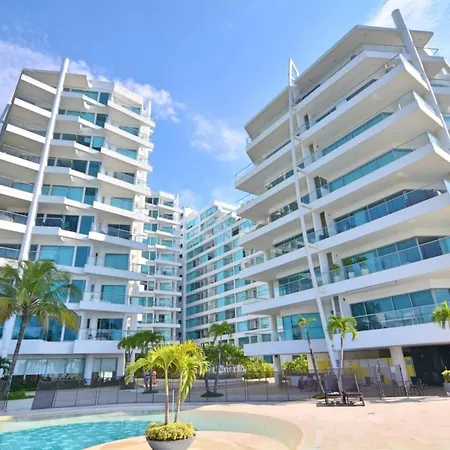 Apartment Luxury Pool Near *
