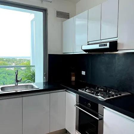 Apartamento Luxury Pool Near